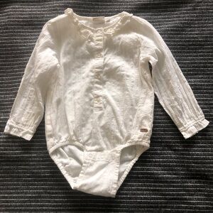 MinyMo Off White Ruffled Kids Onsie